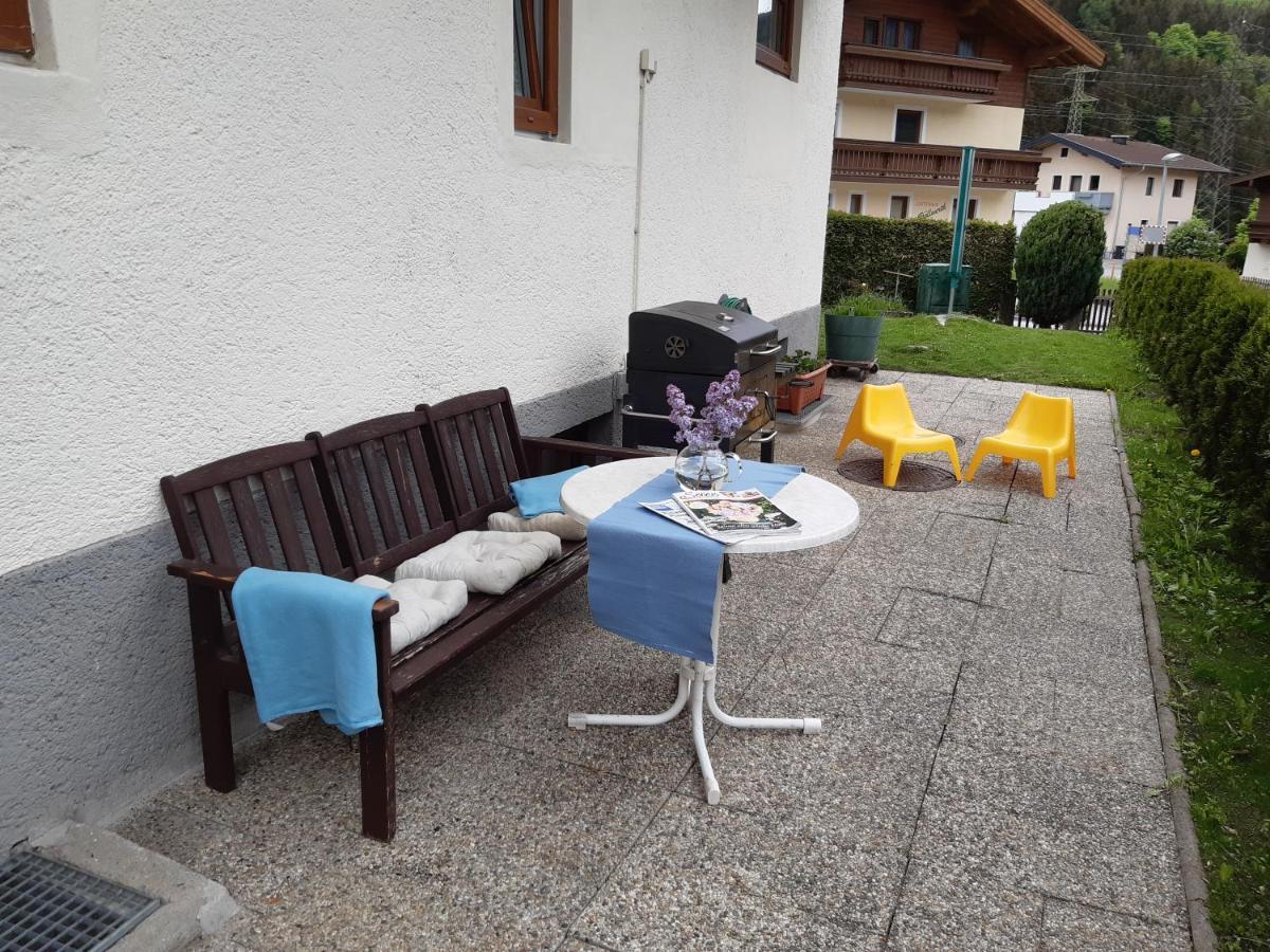 Haus Putzas Appartment Niedernsill Exterior photo
